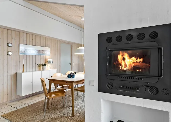 Amazing Home In Ebeltoft With Sauna